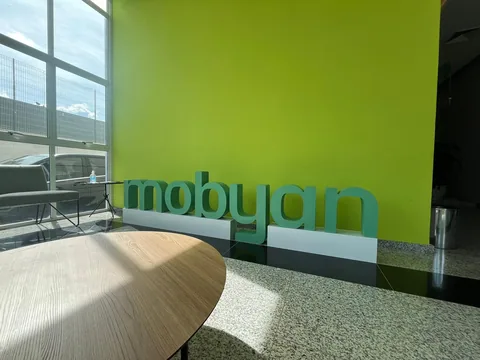 Mobyan: identidade no escritório
