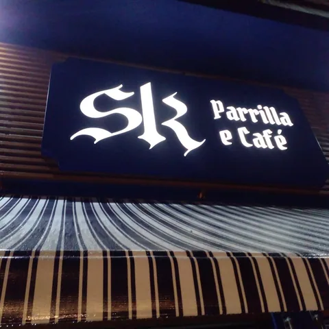 Identificação luminosa para restaurante